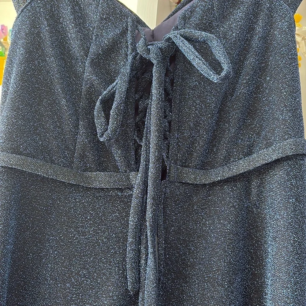 Grad/Prom Dress - Picture 6 of 9